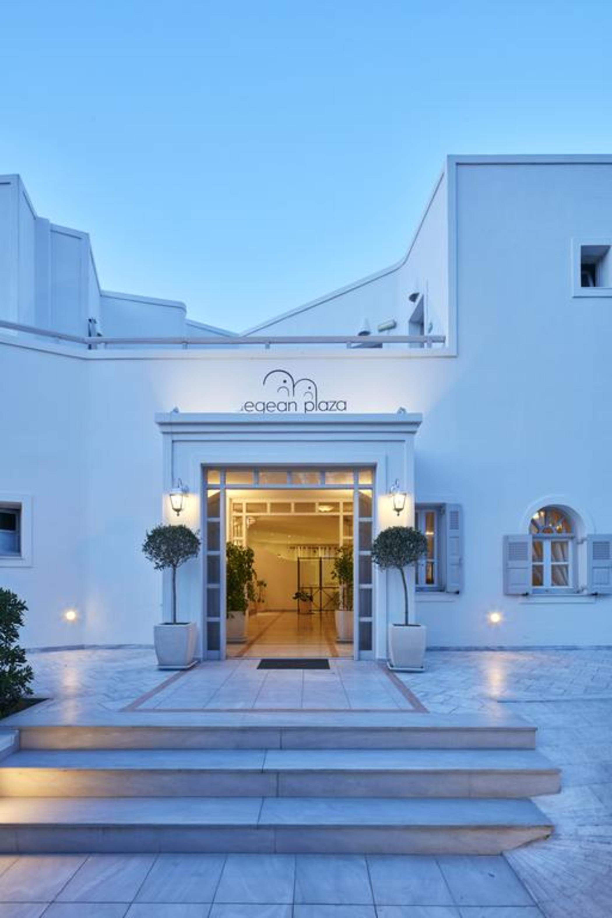 Aegean Plaza Hotel Kamári Екстериор снимка