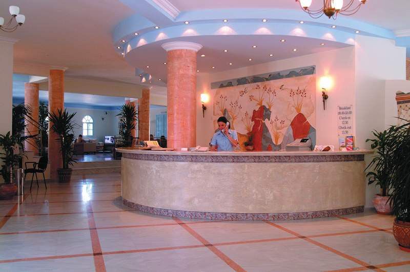 Aegean Plaza Hotel Kamári Екстериор снимка